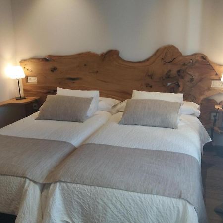 Hotel Rural El Yunque Santibanez de la Pena Ngoại thất bức ảnh